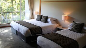 Rollaway beds, free WiFi, bed sheets