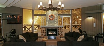 The Ridge Hotel & Apartments