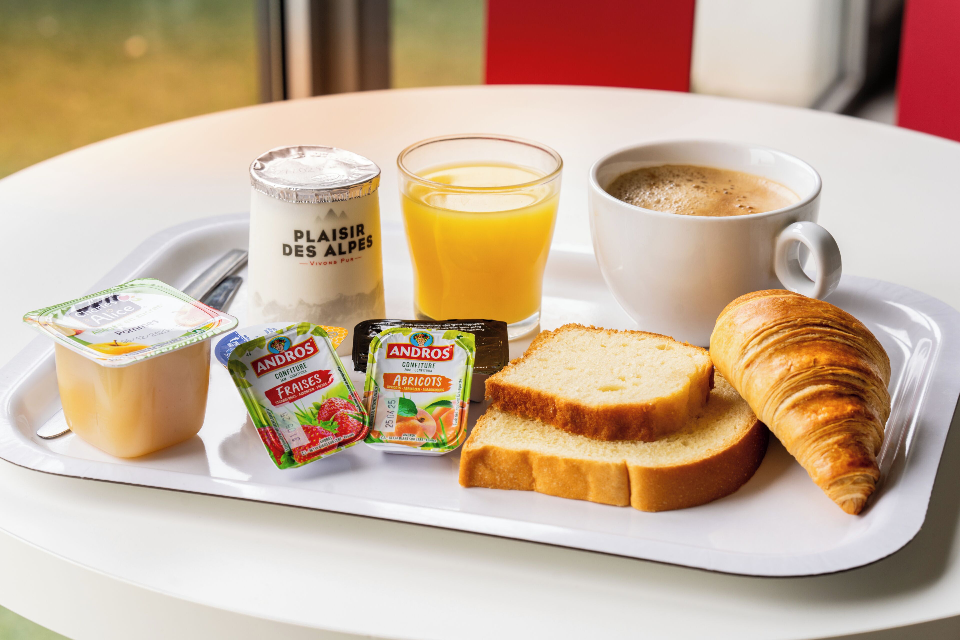 Foto - Premiere Classe Bordeaux Nord - Lac