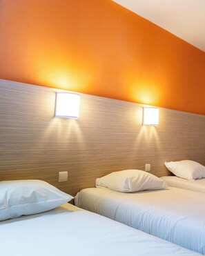 Standard Room, 3 Single Beds | Desk, laptop workspace, free WiFi, bed sheets