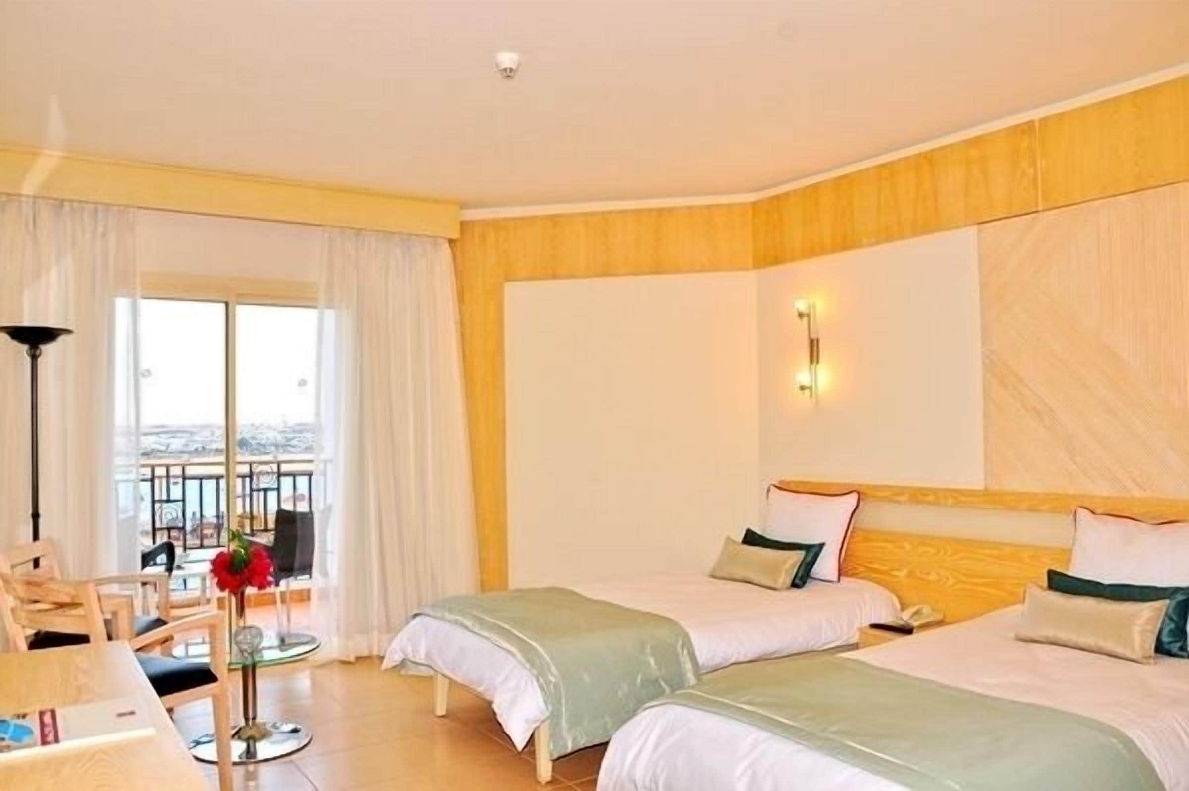 Photo - Eden Rock Hotel Namaa Bay