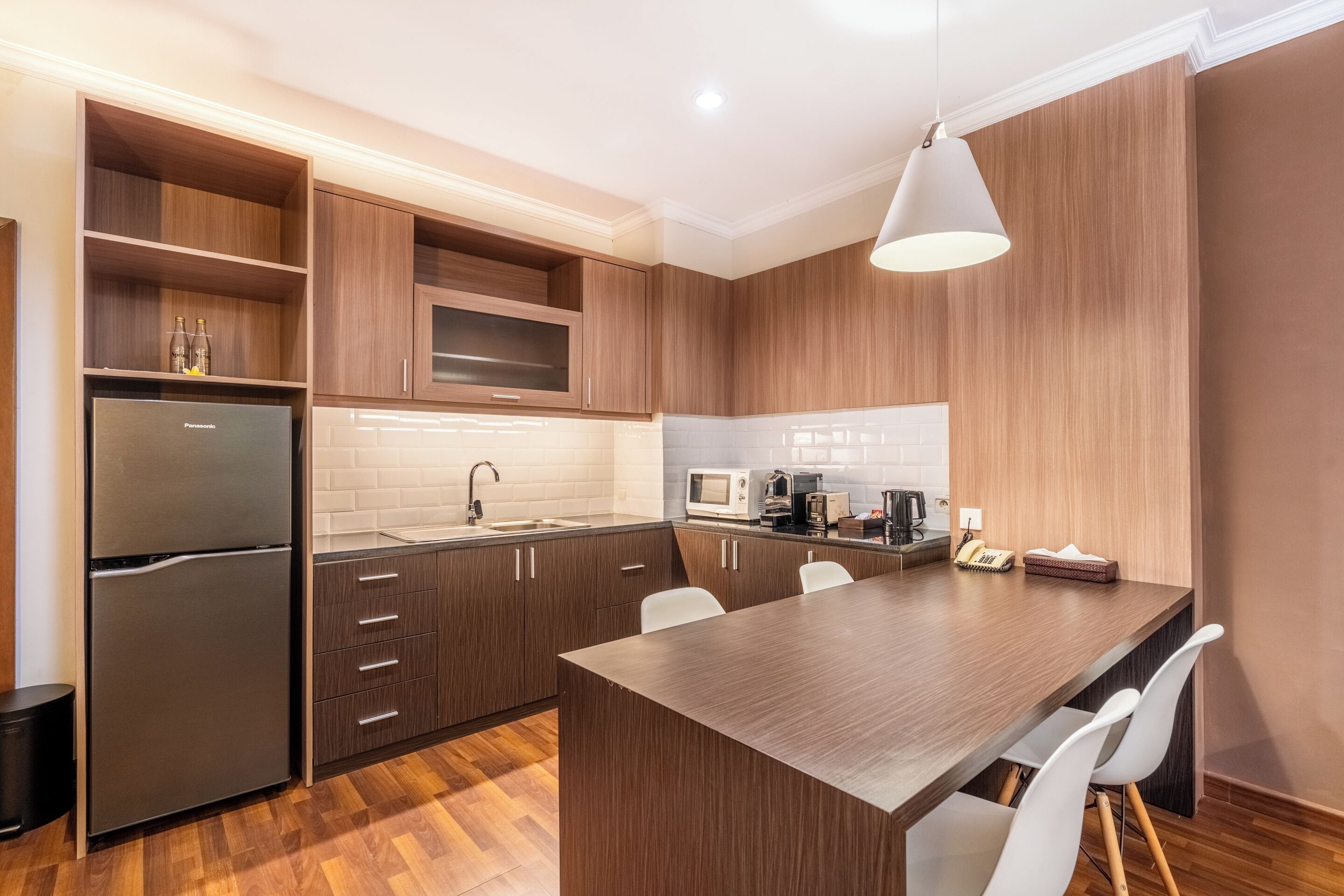 premier suite | living area | flat-screen tv