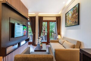 พรีเมียร์สตูดิโอ | บริเวณนั่งเล่น | ทีวีจอแบน