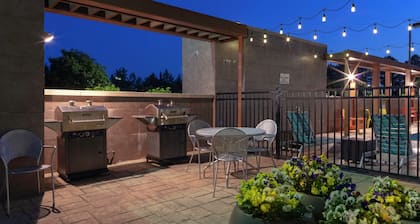 Home2 Suites by Hilton Fayetteville Fort Bragg