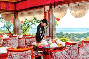 3 restaurants, breakfast, lunch, dinner served; Indian cuisine