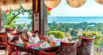 Noor-Us-Sabah Palace