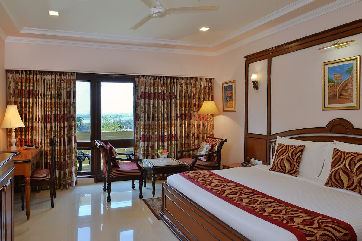 Chambre Standard, 1 chambre, vue sur le jardin | 1 chambre, minibar contenant certains articles gratuits, coffre-fort