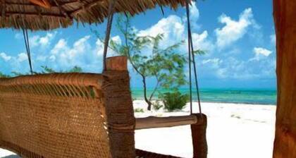 Hakuna Majiwe Beach Resort