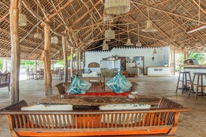 Lobby - Hakuna Majiwe Beach Resort (Paje)
