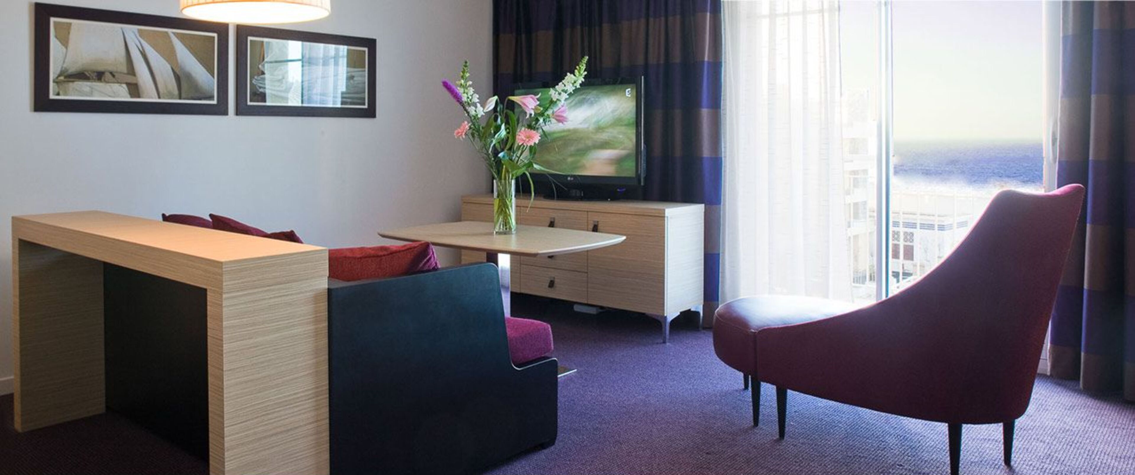 suite, sea view | premium bedding, minibar, in-room safe, desk