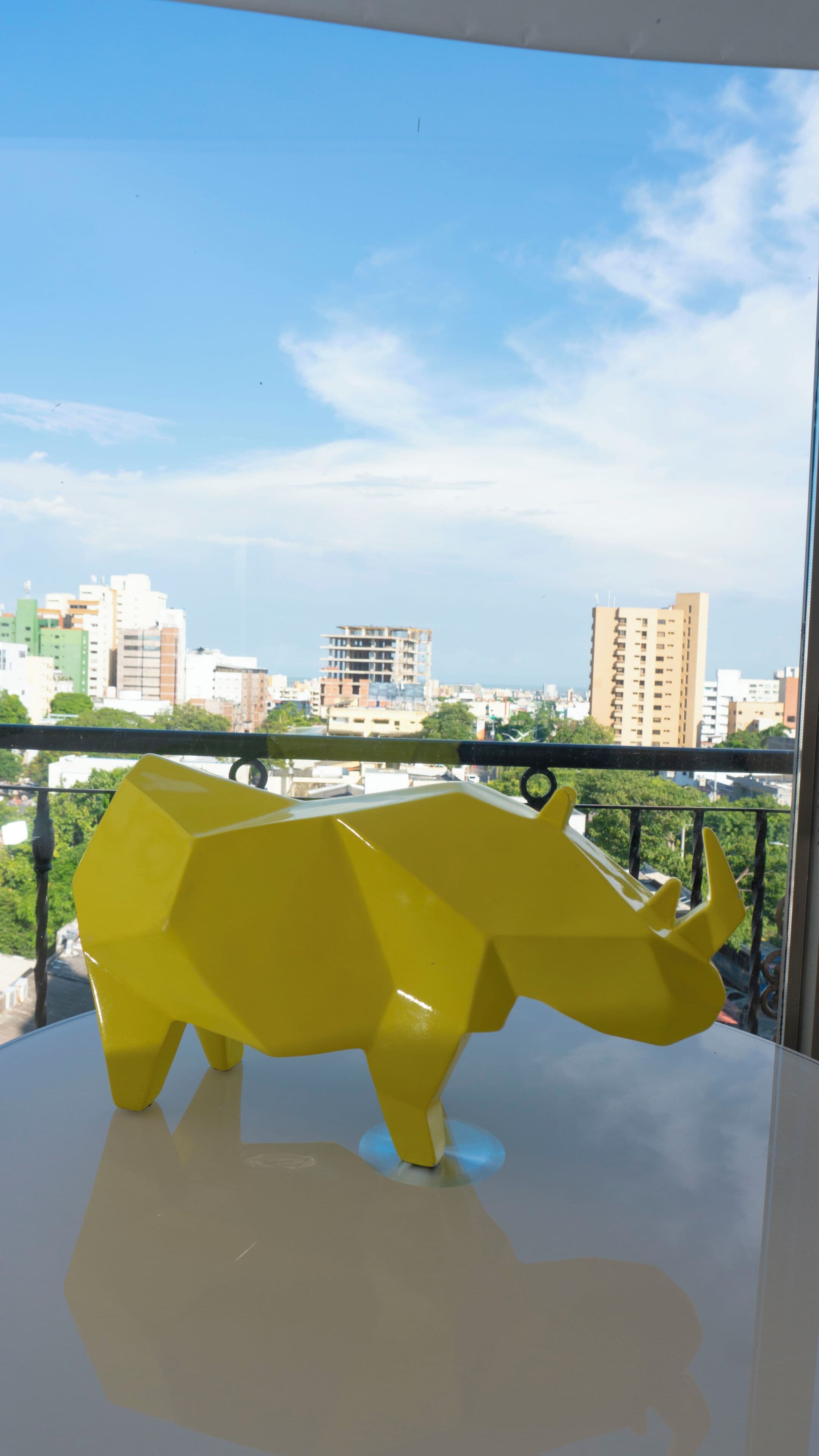 deluxe room | premium bedding, minibar, in-room safe, desk