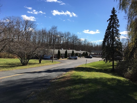 Áreas de la propiedad. Budget Motor Inn - Mahopac