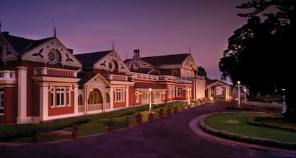 WelcomHeritage Fernhills Royal Palace