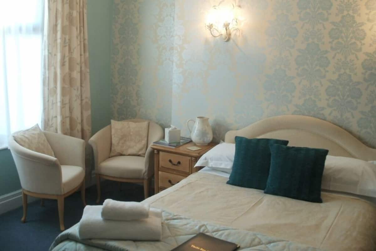 Camera doppia, bagno in camera (6)