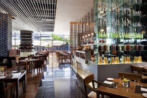 Daily buffet breakfast for a fee - JW Marriott Hotel Pune (Pune)