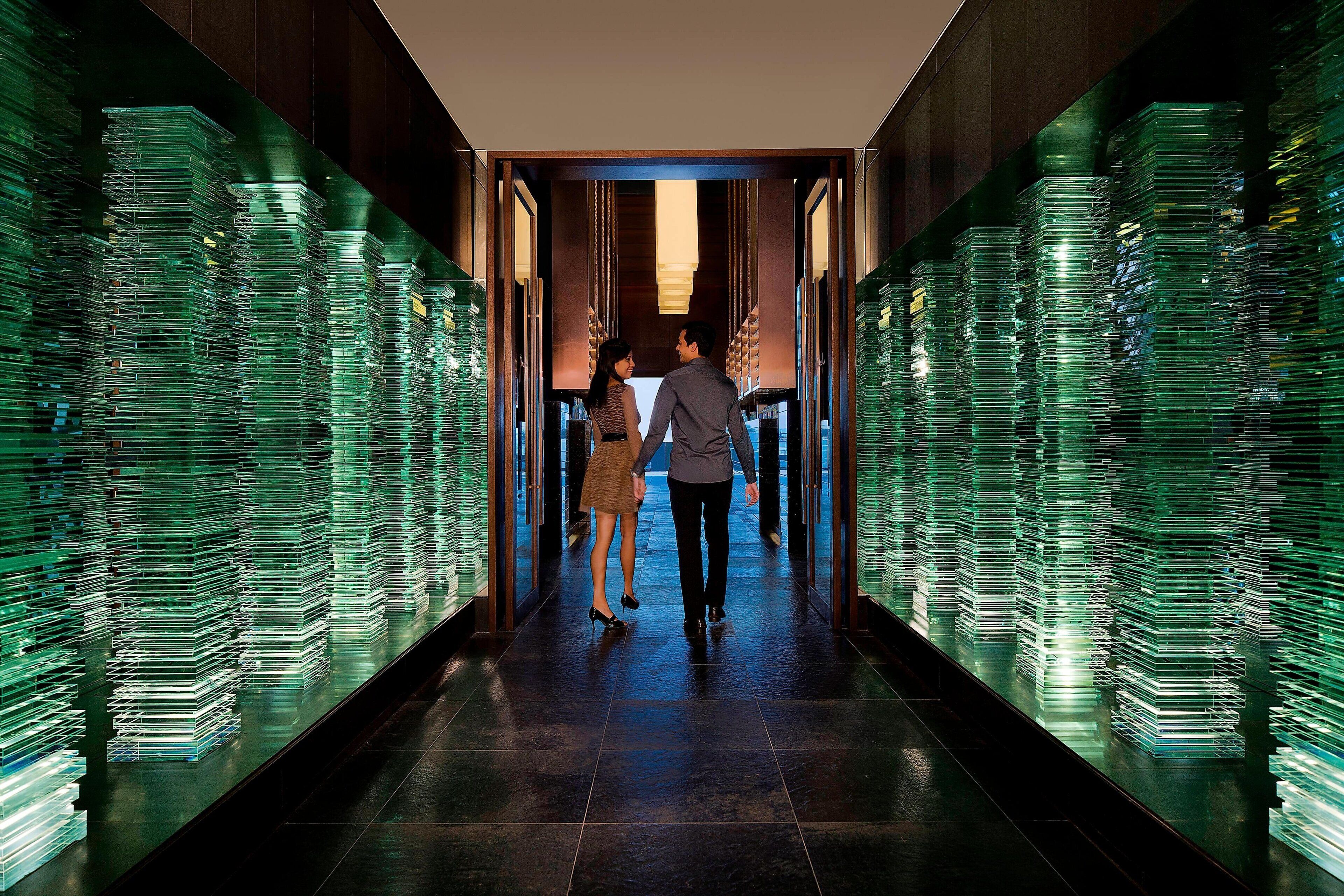 7 nhà hàng, phục vụ bữa sáng, bữa trưa, món địa phương và quốc tế 