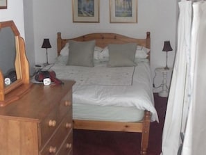 Chambre Double, salle de bains attenante