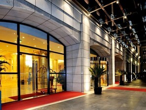Front of property - Shanghai Riverview Hotel (Shanghai)