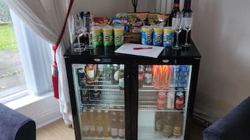 Cafetera o tetera y hervidor eléctrico