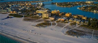 Lorelei Resort Motel