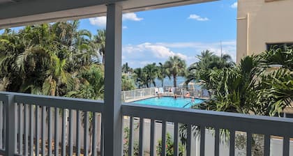 Lorelei Resort Motel