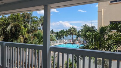 Lorelei Resort Motel