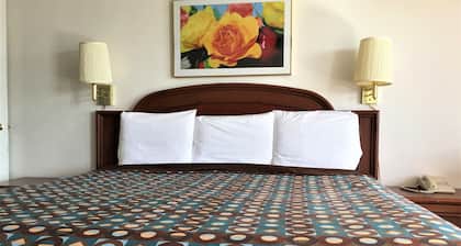 Ramblin Rose Motel