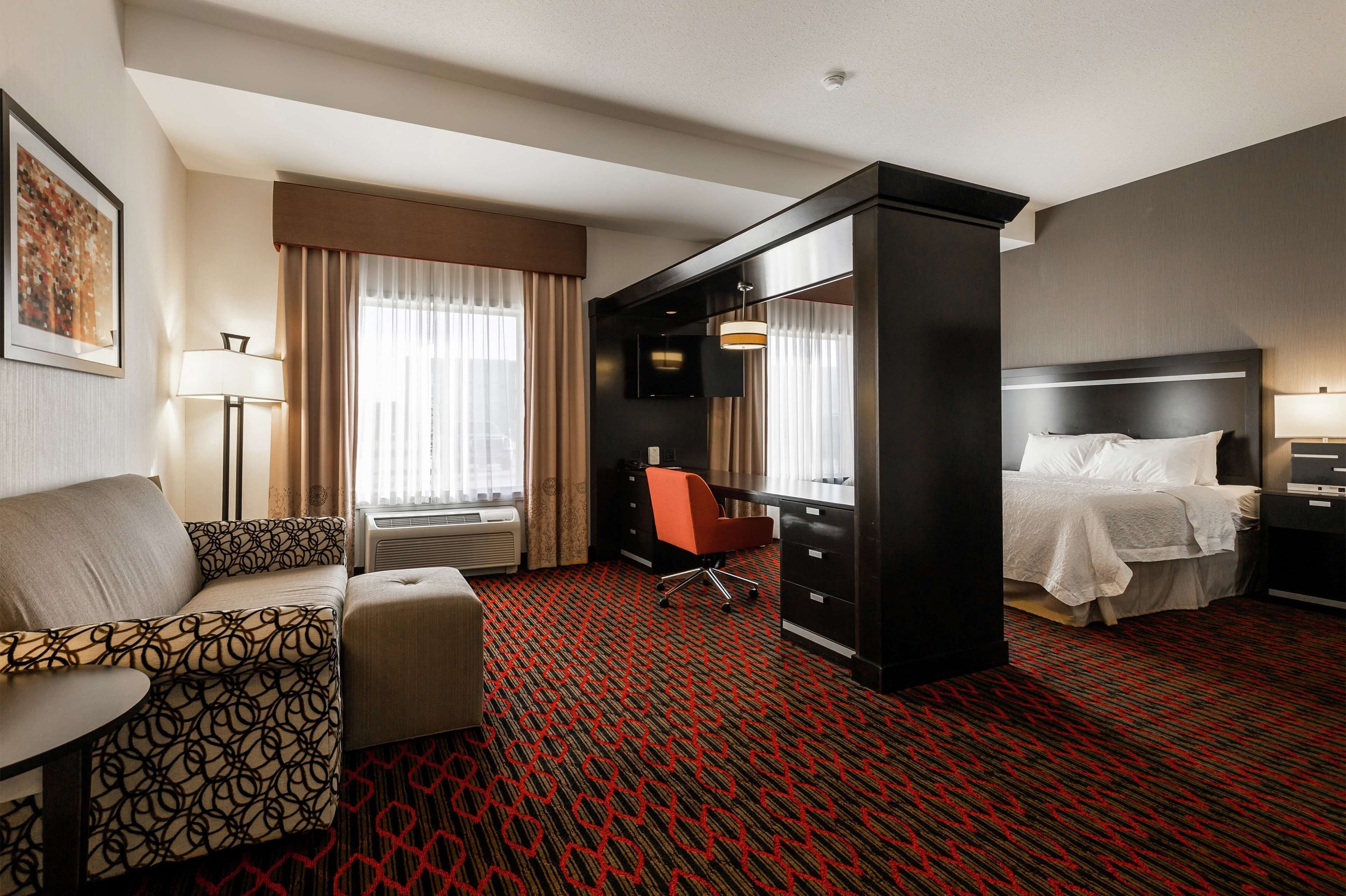 hypo-allergenic bedding, pillow-top beds, in-room safe, desk