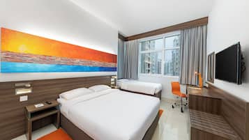 Chambre Double Familiale | Coffres-forts dans les chambres, bureau, fer et planche Ă repasser