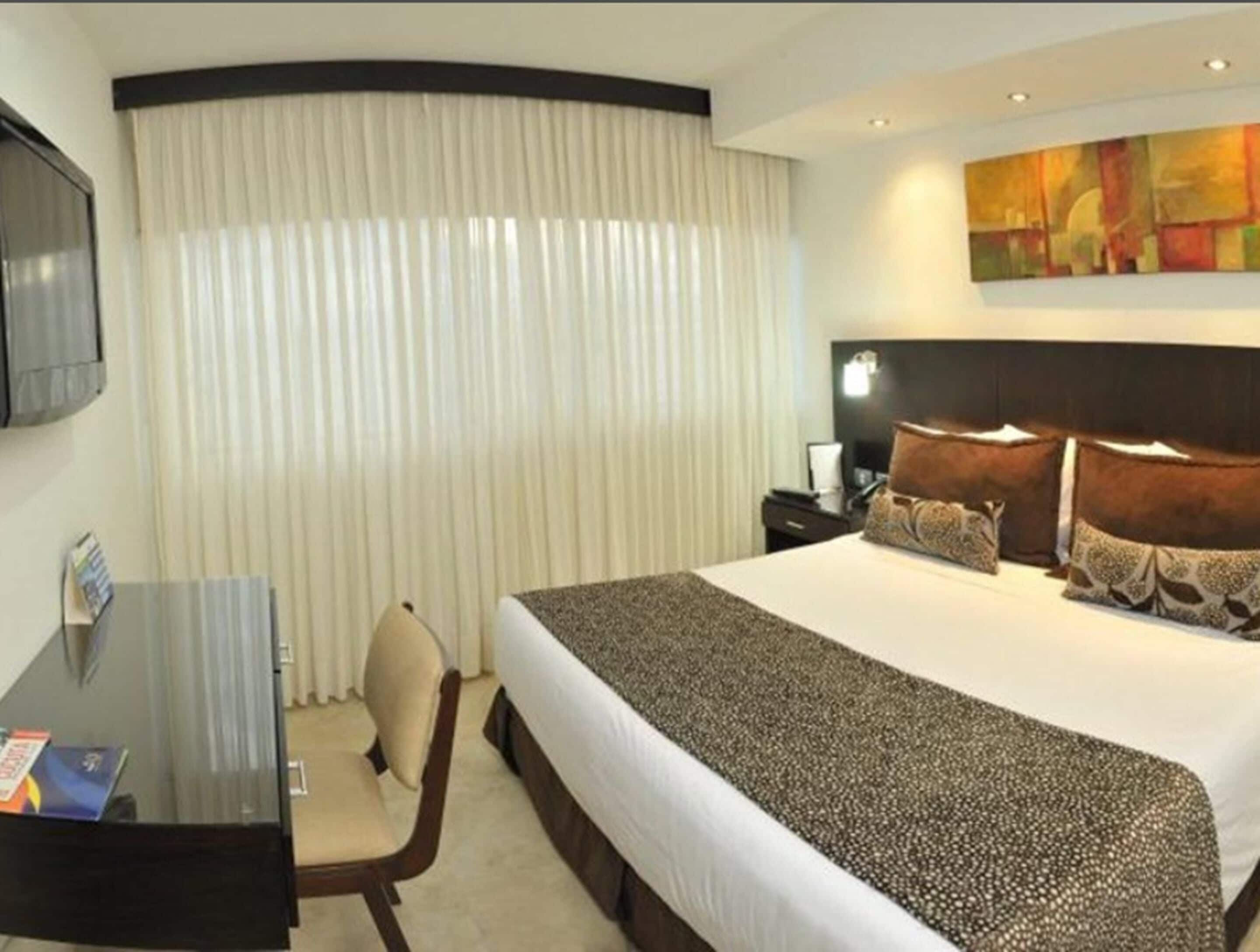 Photo - Hotel Casino Internacional