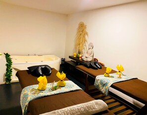 Salas de tratamiento para parejas y baño turco o hammam 