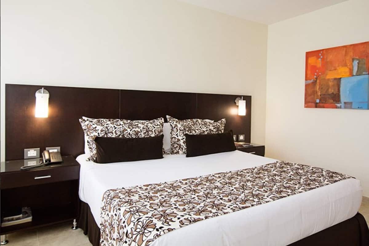 Minibar, in-room safe, desk, blackout curtains