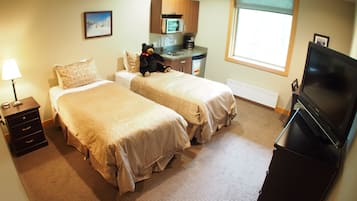 Suite, 2 Bedrooms | 2 bedrooms, pillow-top beds, individually decorated