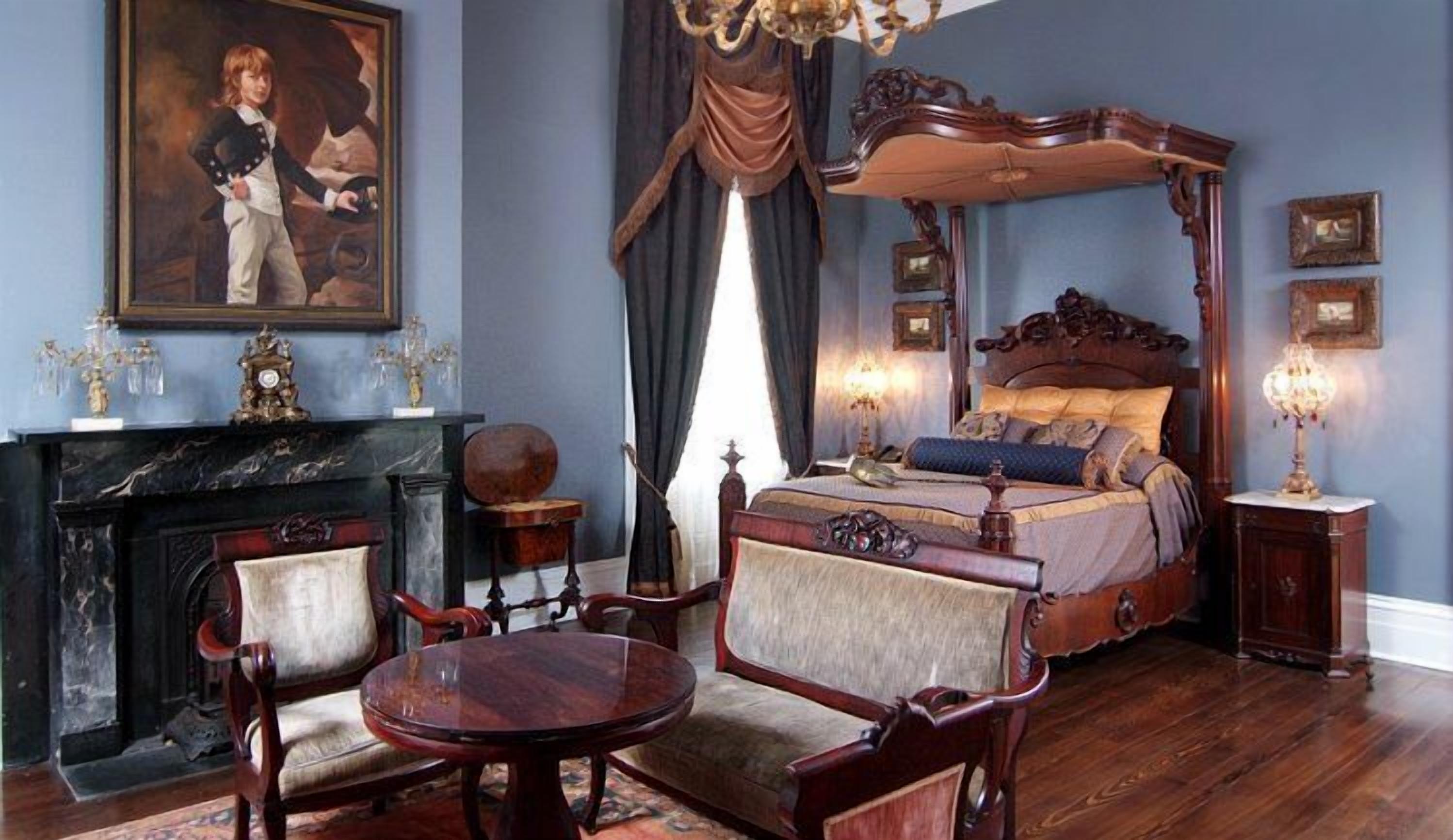 Caja de seguridad en la habitación y decoración personalizada 