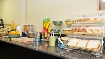 Petit déjeuner buffet compris tous les jours