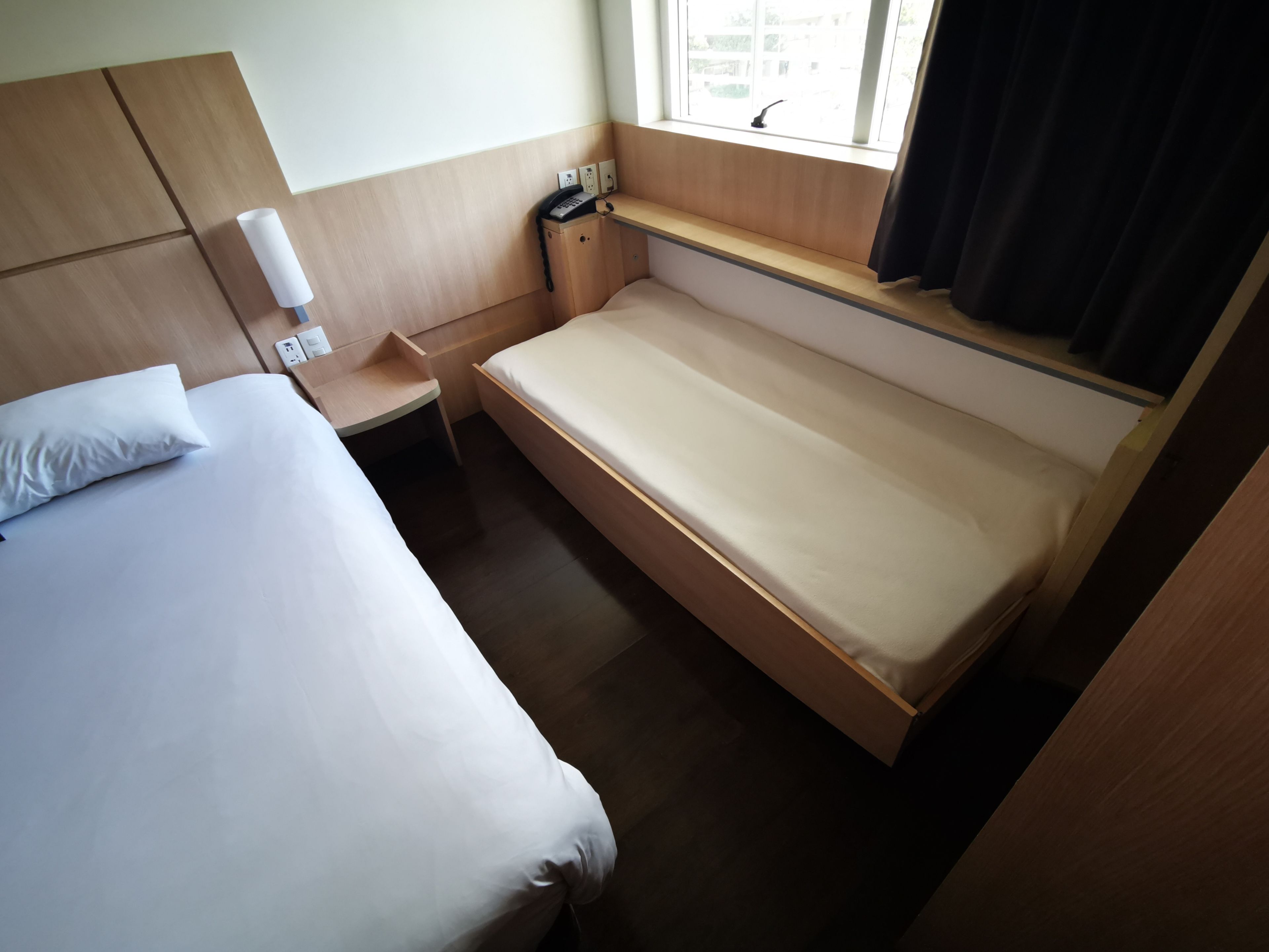 room, multiple beds | in-room safe, desk, soundproofing, free wifi