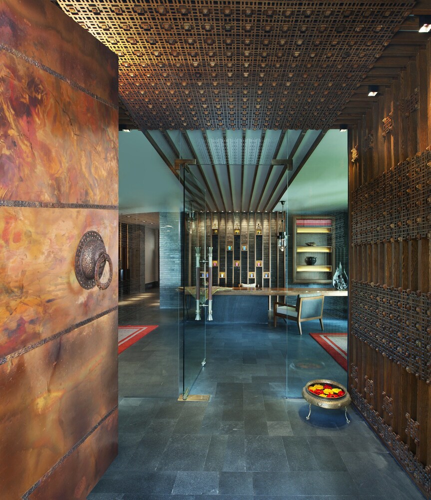 Lhasa Ruiji Holiday Hotel by null