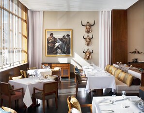 Petit déjeuner buffet servi tous les jours en supplément