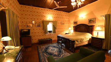Suite, 1 Queen Bed | In-room safe, individually decorated, individually furnished, desk