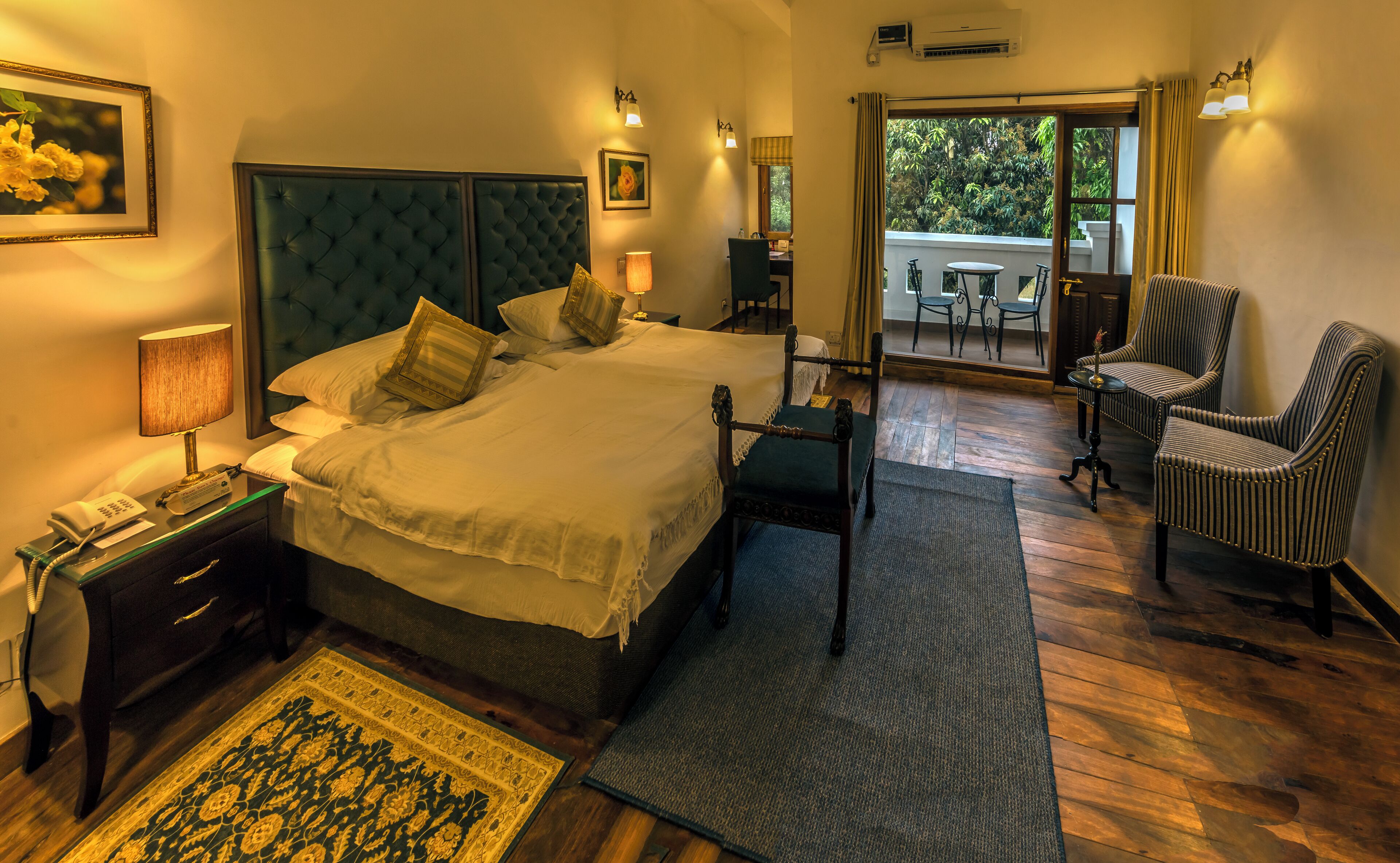 Deluxe Room | In-room safe, individually decorated, individually furnished, desk