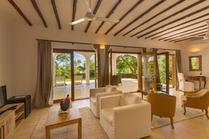 패밀리 빌라, 침실 1개, 금연, 정원 전망 | 이탈리아 프레떼 시트, 고급 침구, 미니바, 객실 내 금고