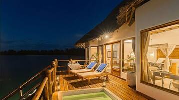 Vila Mewah, 1 kamar tidur, pemandangan samudra, di atas air | 1 kamar tidur, seprai Frette Italia, seprai premium, dan minibar