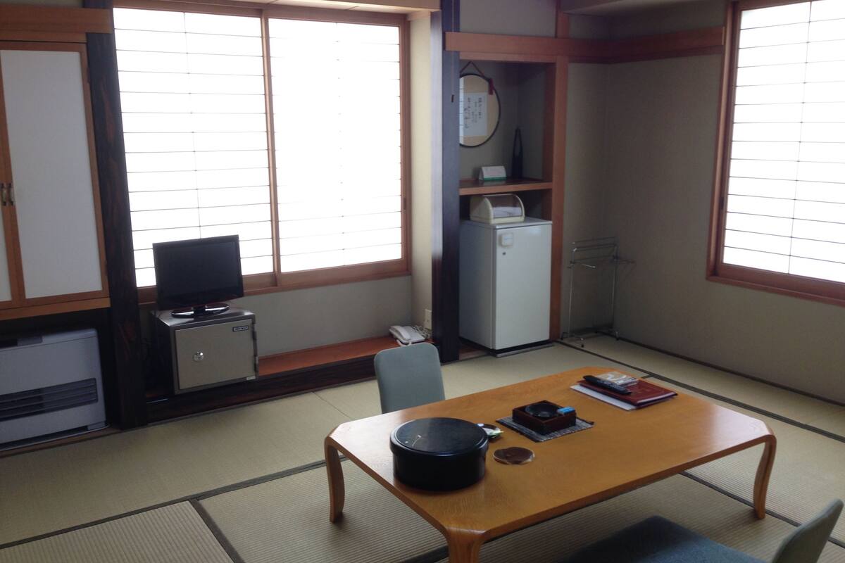 room | living area | lcd tv