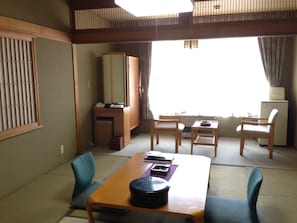 LCD TV - Towadako Lakeside Hotel (Towada)