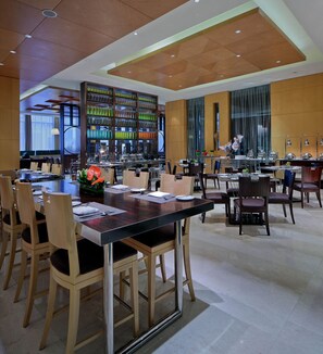 Desayuno buffet todos los días (con cargo)