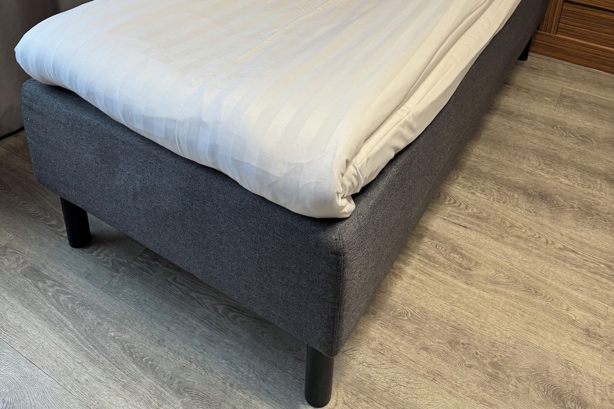 Comfort Single Room | Desk, laptop workspace, blackout drapes, WiFi (free)