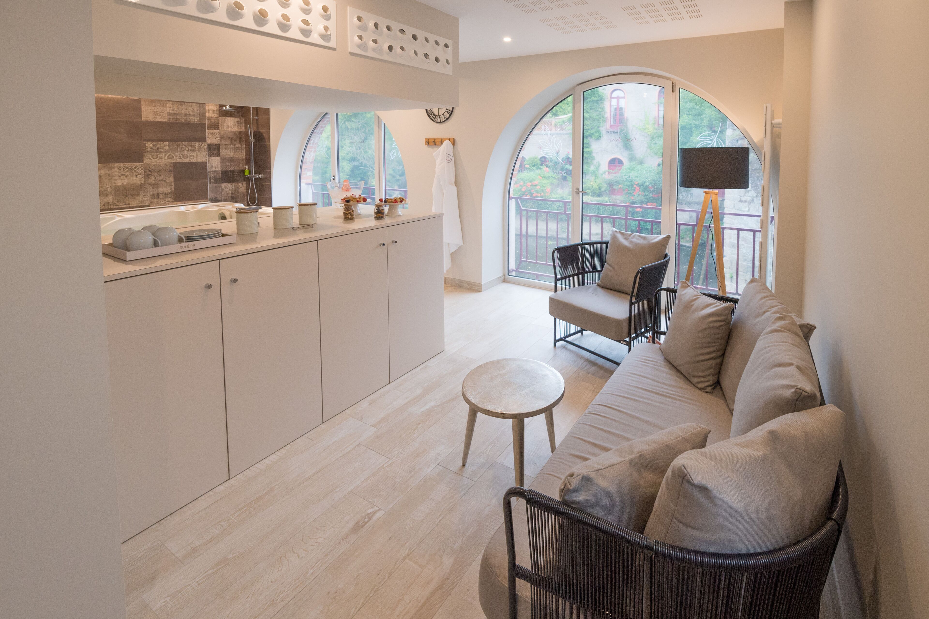 couples treatment room(s), hot tub, steam room, turkish bath/hammam