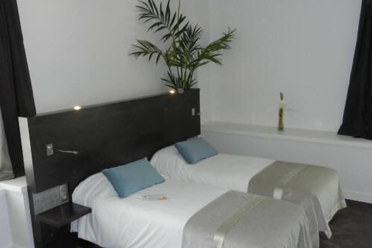 In-room safe, individually decorated, individually furnished, desk