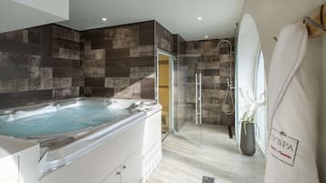 Behandlingsrum til par, boblebad, dampbad, tyrkisk bad/hammam