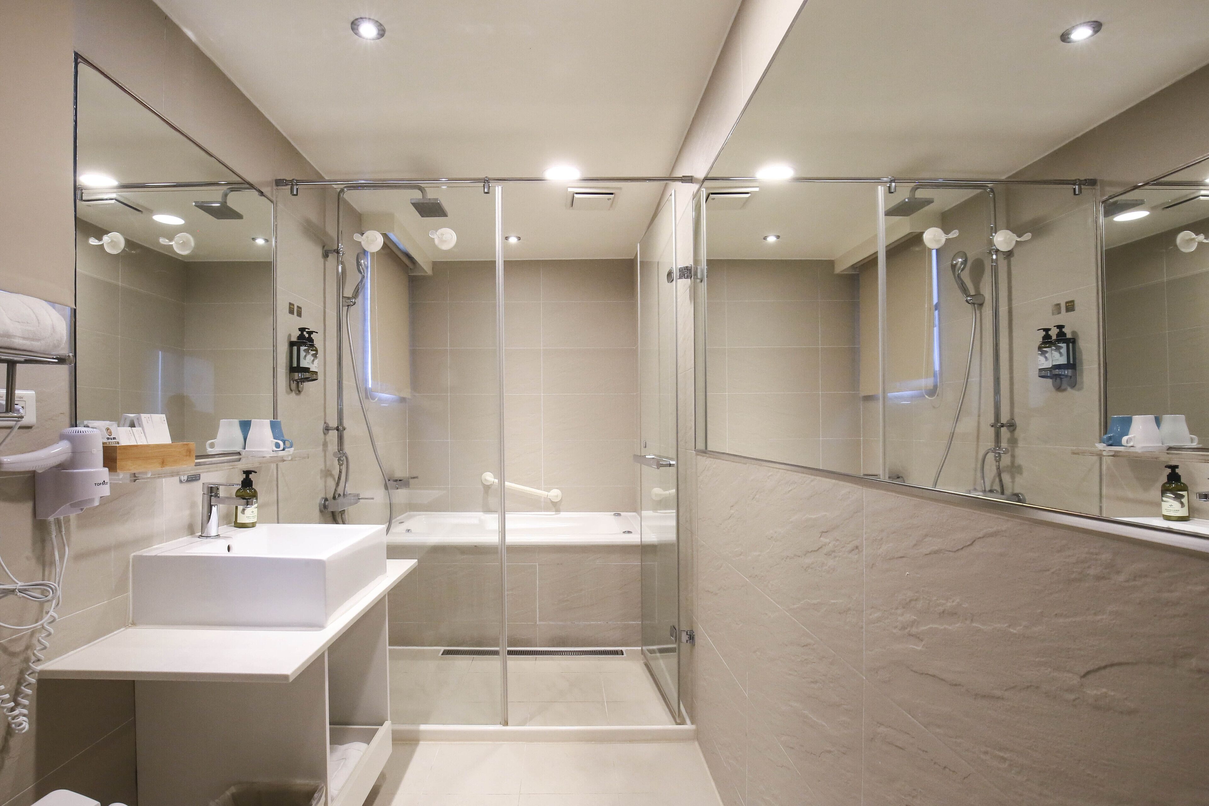 Photo - Daan Park Hotel